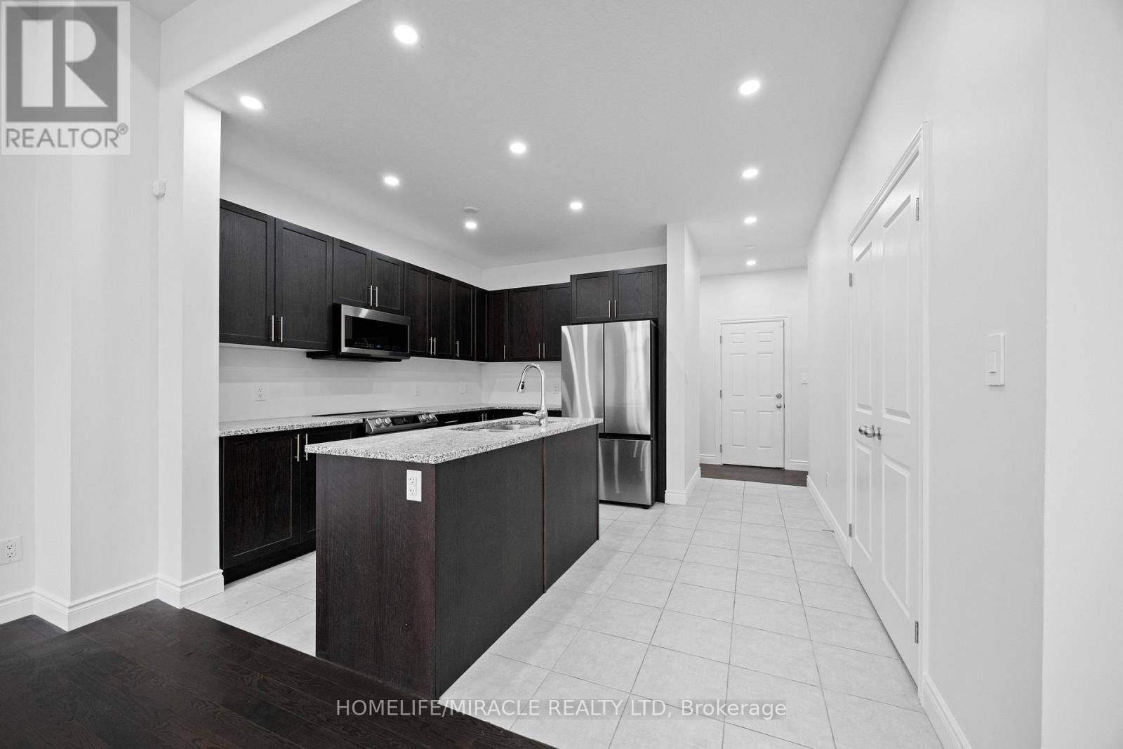 196 Freure Drive, Cambridge, Ontario  N1S 0A9 - Photo 18 - X12878120