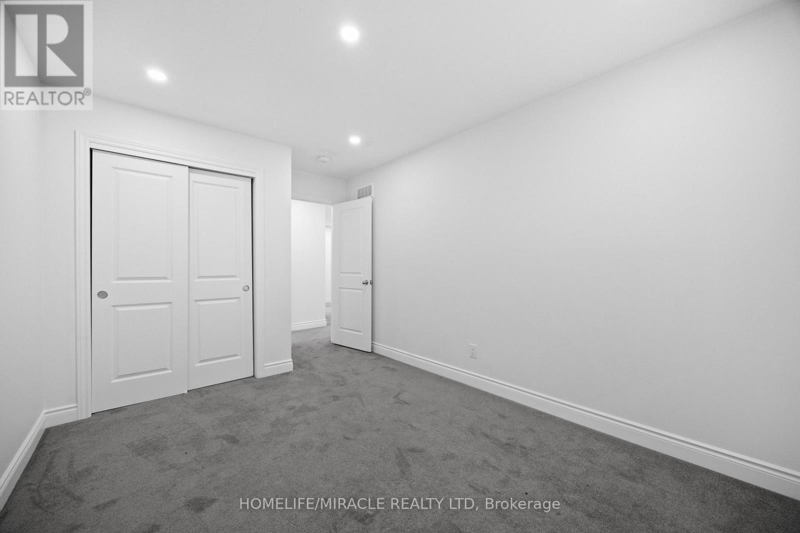 196 Freure Drive, Cambridge, Ontario  N1S 0A9 - Photo 34 - X12878120