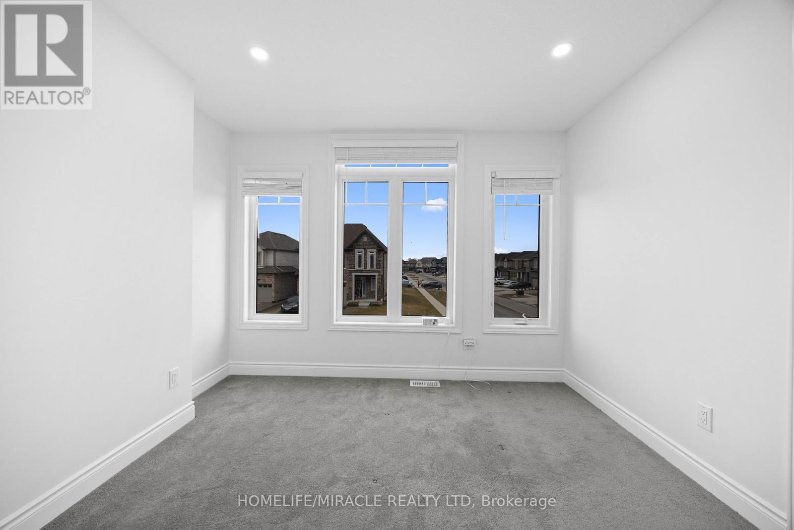 196 Freure Drive, Cambridge, Ontario  N1S 0A9 - Photo 38 - X12878120