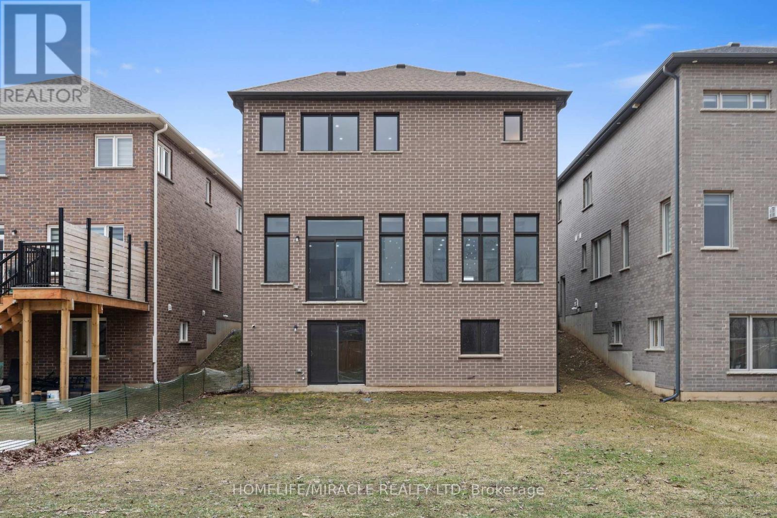 196 Freure Drive, Cambridge, Ontario  N1S 0A9 - Photo 6 - X12878120