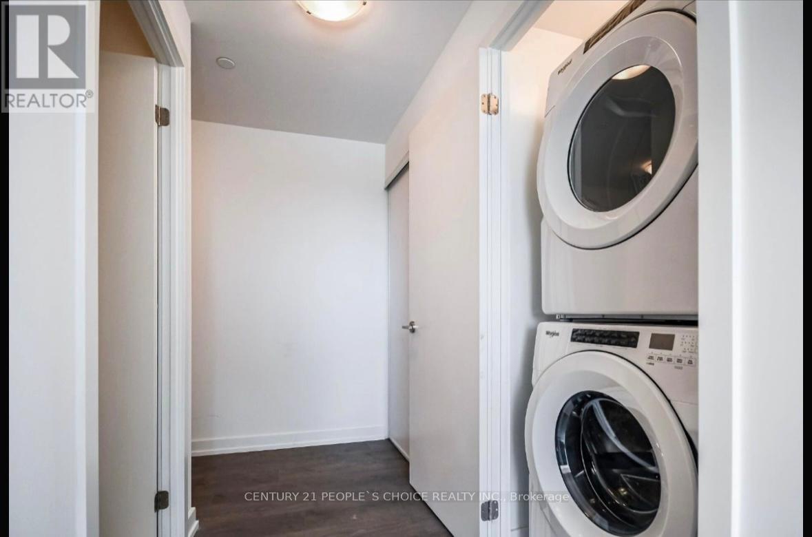 1008 - 55 Duke St W Street, Kitchener, Ontario  N2G 1A6 - Photo 5 - X12878182