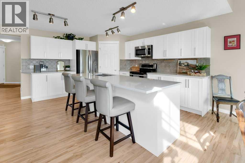 210 Kincora Place Nw, Calgary, Alberta  T3R 1K6 - Photo 4 - A2290266