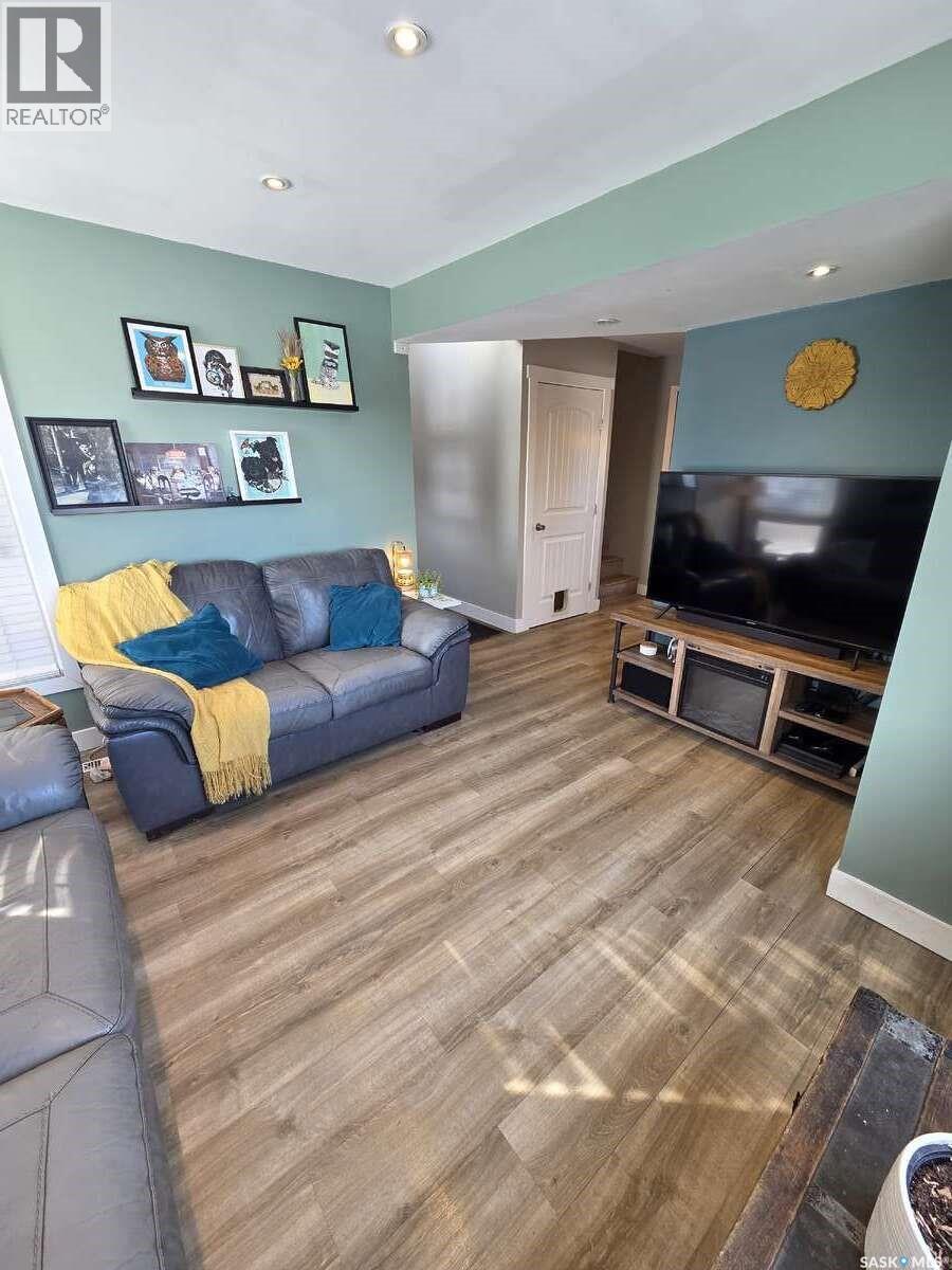 674 Rink Avenue, Regina, Saskatchewan  S4X 1V7 - Photo 6 - SK030342