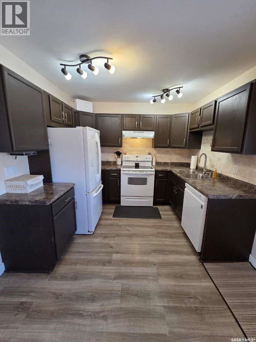 674 Rink Avenue, Regina, Saskatchewan  S4X 1V7 - Photo 8 - SK030342