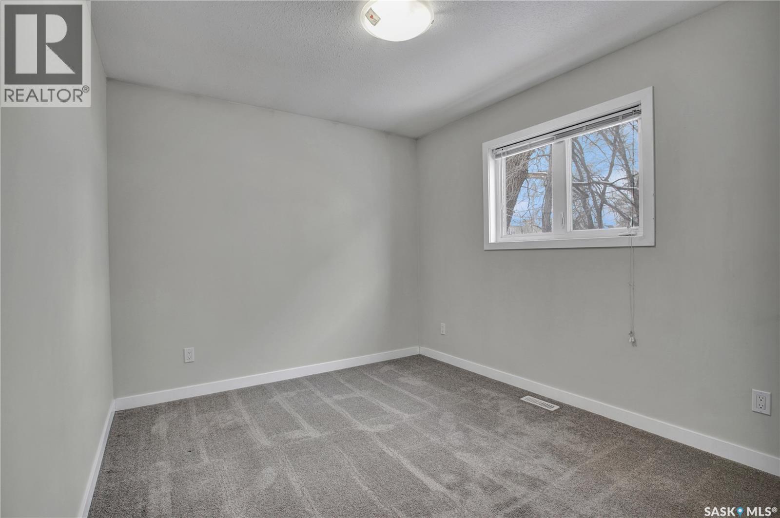 305b 109th Street W, Saskatoon, Saskatchewan  S7N 1R6 - Photo 11 - SK030317