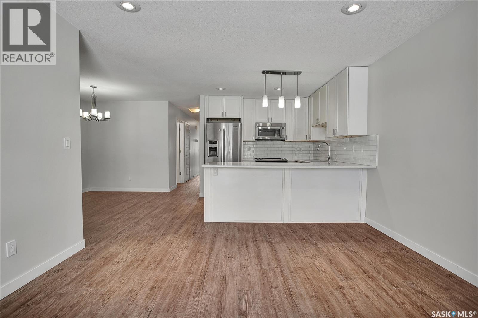 305b 109th Street W, Saskatoon, Saskatchewan  S7N 1R6 - Photo 3 - SK030317