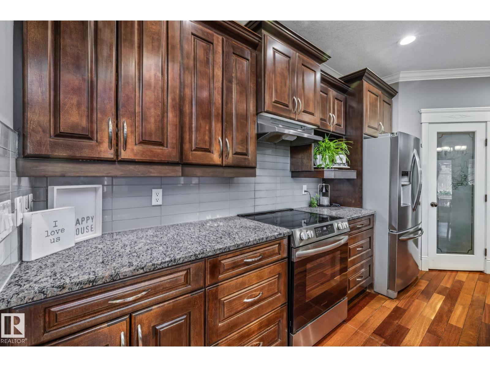 727 107a St Sw, Edmonton, Alberta  T6W 1G4 - Photo 18 - E4477176