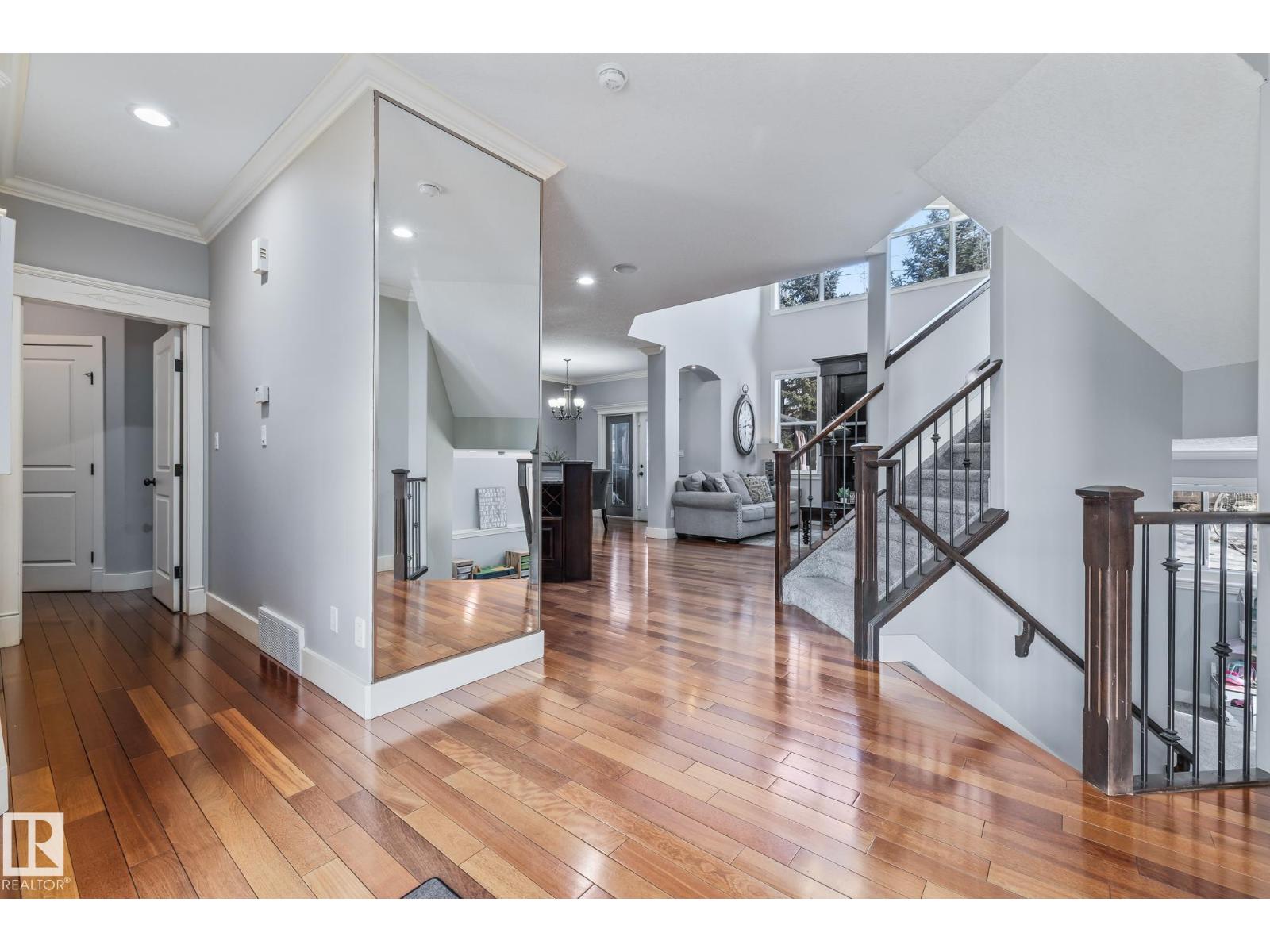 727 107a St Sw, Edmonton, Alberta  T6W 1G4 - Photo 4 - E4477176