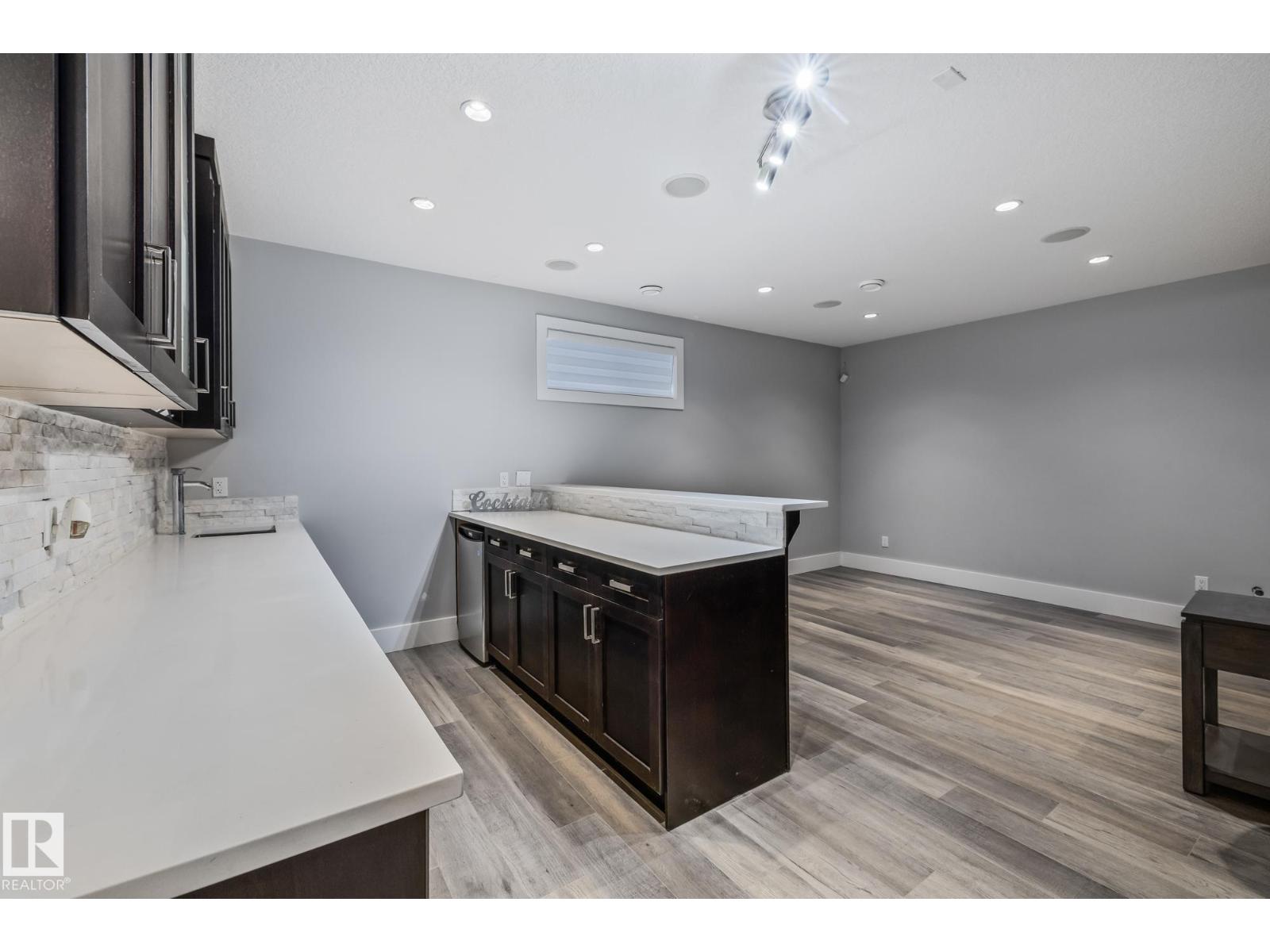 727 107a St Sw, Edmonton, Alberta  T6W 1G4 - Photo 56 - E4477176