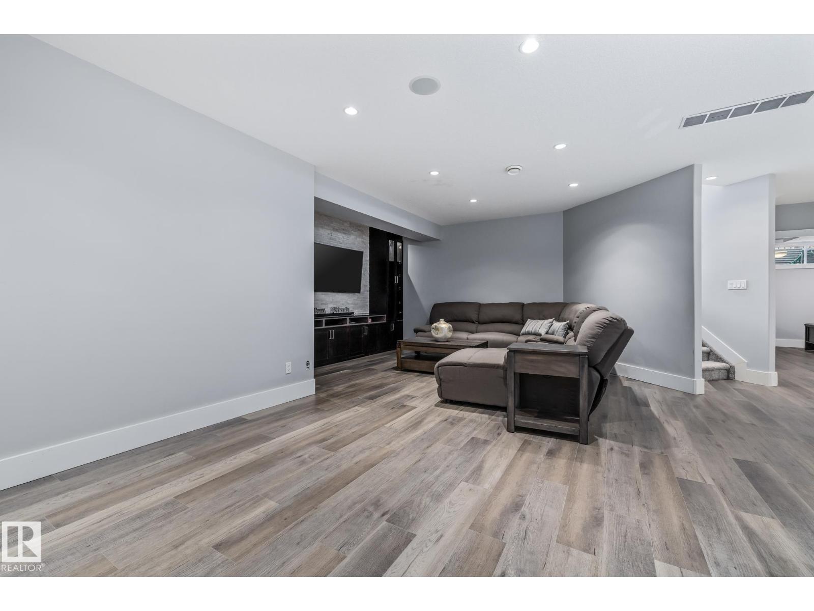 727 107a St Sw, Edmonton, Alberta  T6W 1G4 - Photo 61 - E4477176