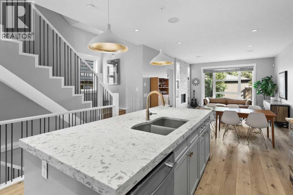 2316 22 Street NW, Calgary, Alberta