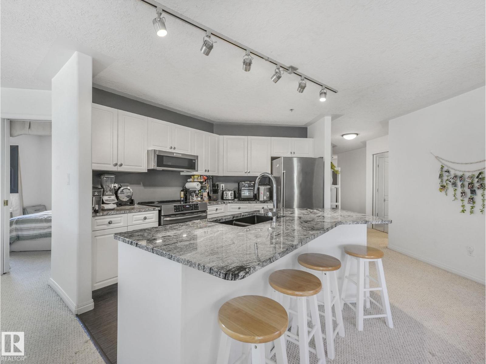 #208 12028 103 Av Nw, Edmonton, Alberta  T5K 2T9 - Photo 16 - E4477178