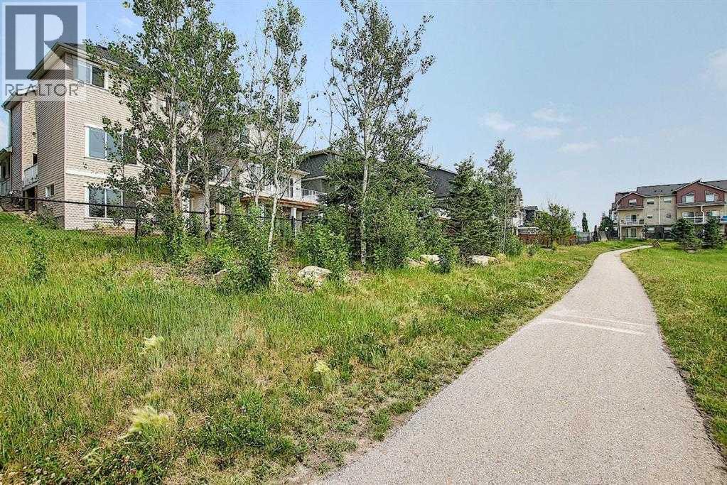 45 Redstone Drive Ne, Calgary, Alberta  T3J 0N2 - Photo 6 - A2291264