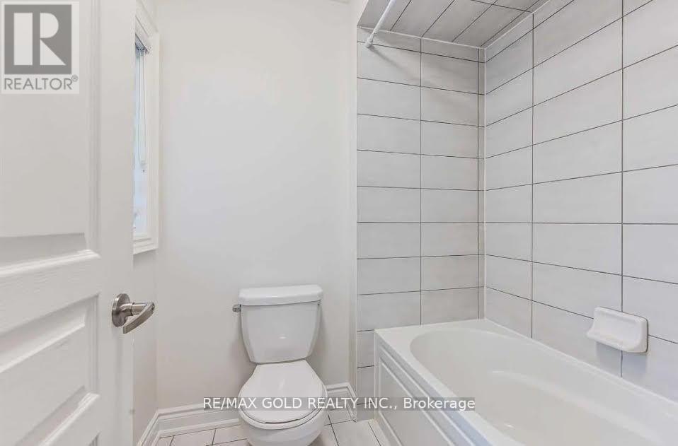 298 Etheridge Avenue, Milton, Ontario  L9E 1H7 - Photo 26 - W12876430