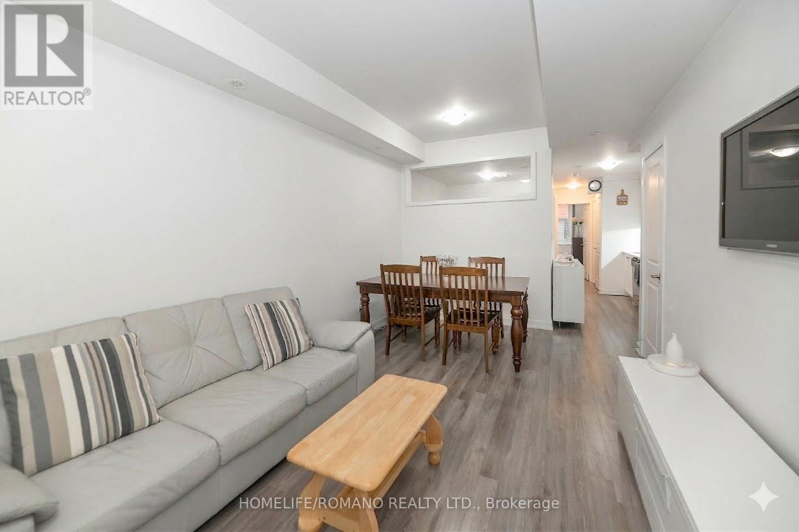 33 - 869 Wilson Avenue, Toronto, Ontario  M3K 0A4 - Photo 7 - W12875360