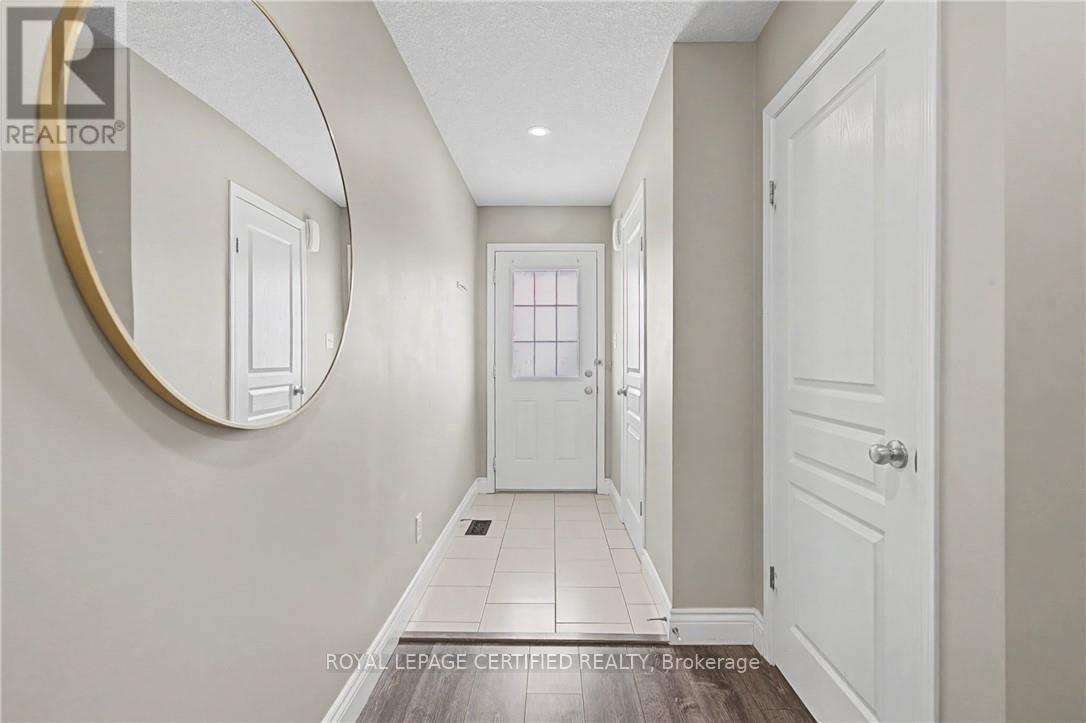 27 Grand Flats Trail, Kitchener, Ontario  N2A 0H7 - Photo 9 - X12877306