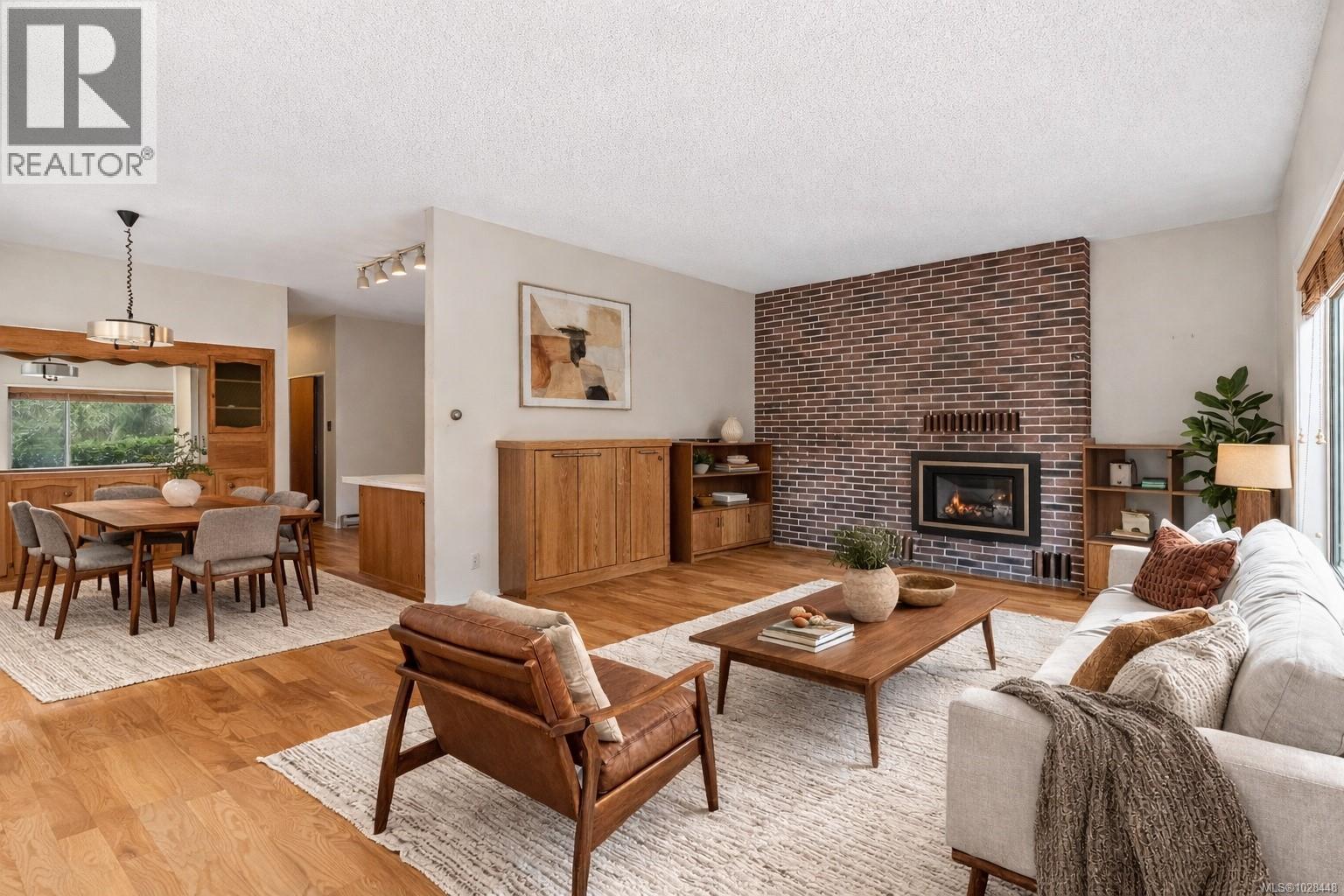 5151 Beckton Rd, Saanich, British Columbia  V8Y 2C2 - Photo 10 - 1028448