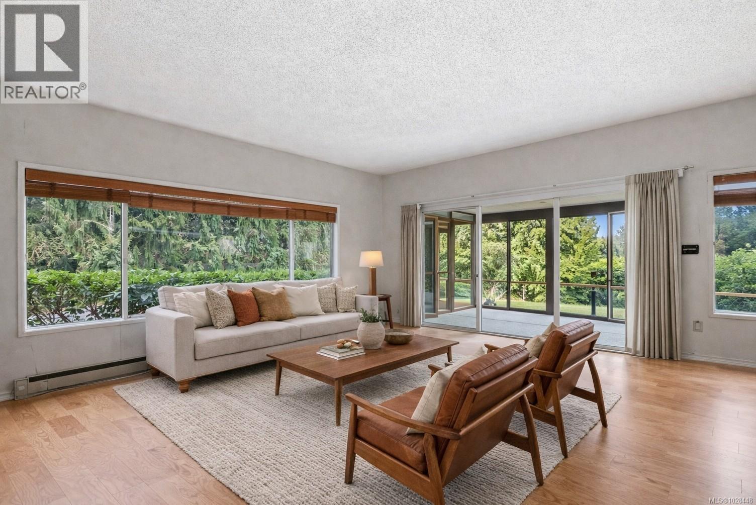 5151 Beckton Rd, Saanich, British Columbia  V8Y 2C2 - Photo 11 - 1028448