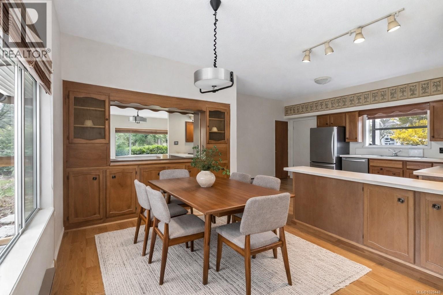 5151 Beckton Rd, Saanich, British Columbia  V8Y 2C2 - Photo 7 - 1028448