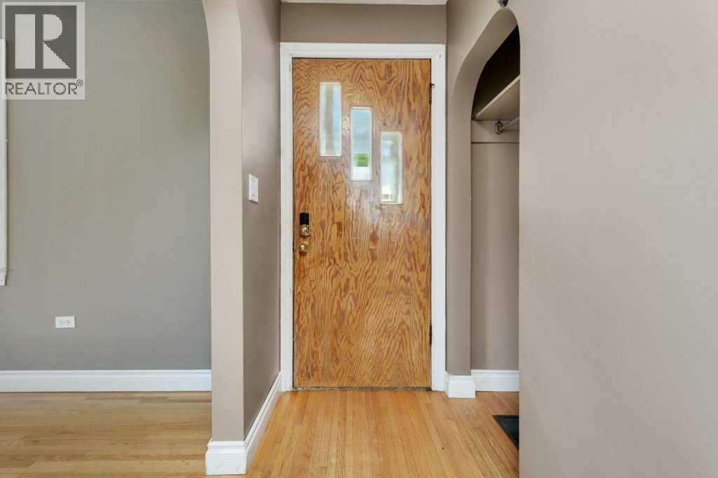 4102 46 Street, Red Deer, Alberta  T4N 1M4 - Photo 3 - A2292189