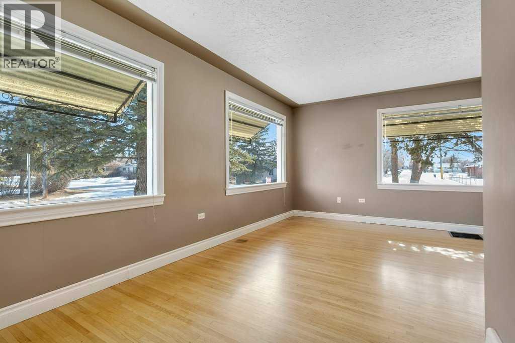 4102 46 Street, Red Deer, Alberta  T4N 1M4 - Photo 10 - A2292189