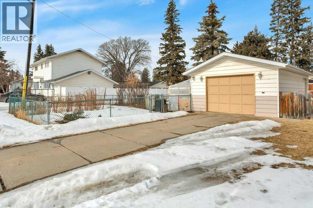 4102 46 Street, Red Deer, Alberta  T4N 1M4 - Photo 30 - A2292189