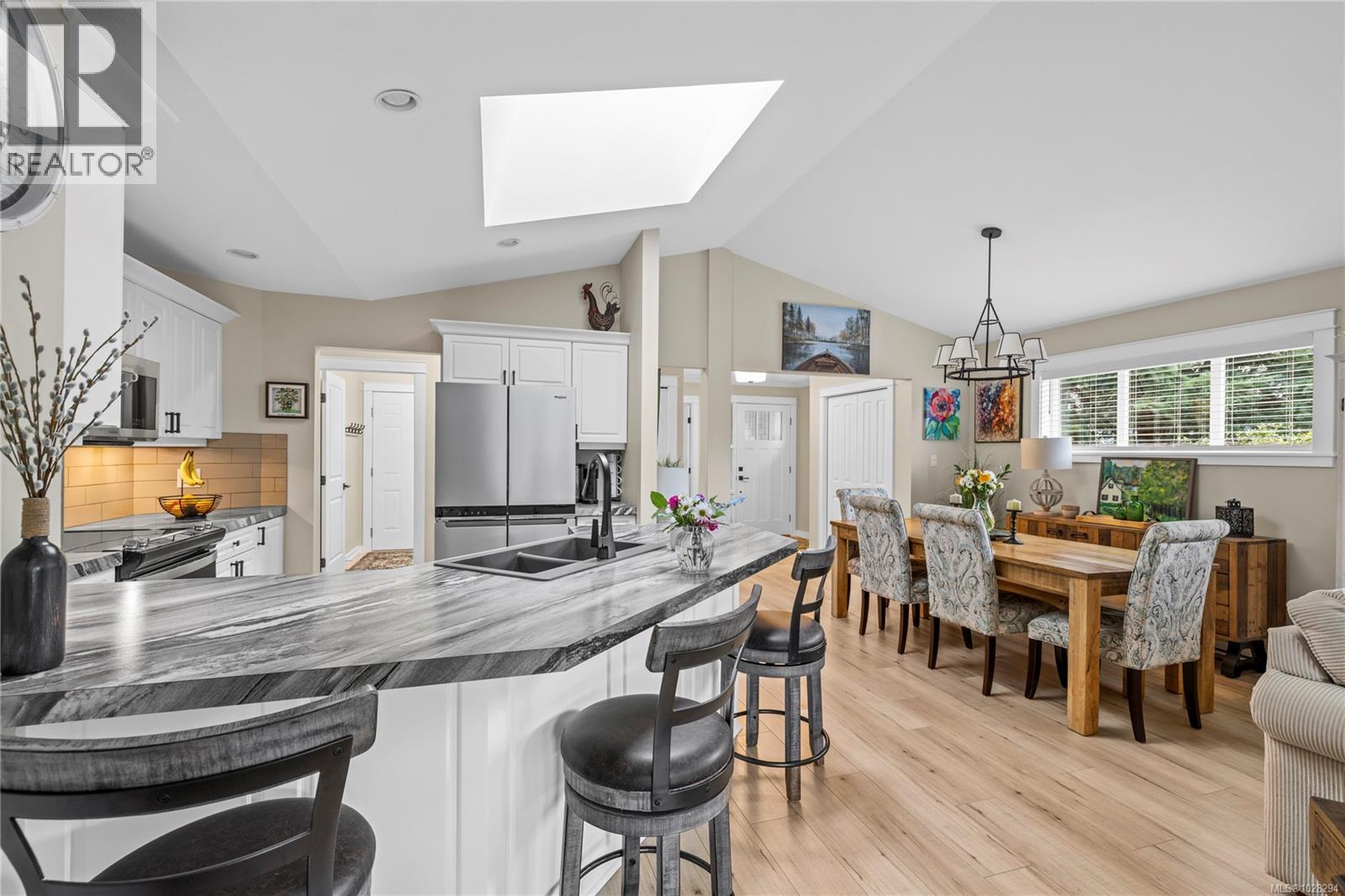 421 Day Pl, Parksville, British Columbia  V9P 1Z6 - Photo 6 - 1028294