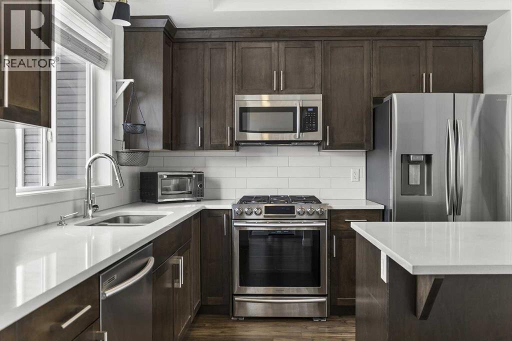 59 Wolf Hollow Way Se, Calgary, Alberta  T2X 1T8 - Photo 3 - A2281329