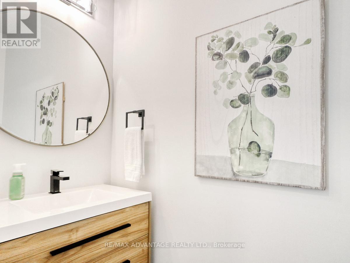 73 Crestview Drive, Middlesex Centre, Ontario  N0L 1P0 - Photo 19 - X12878214