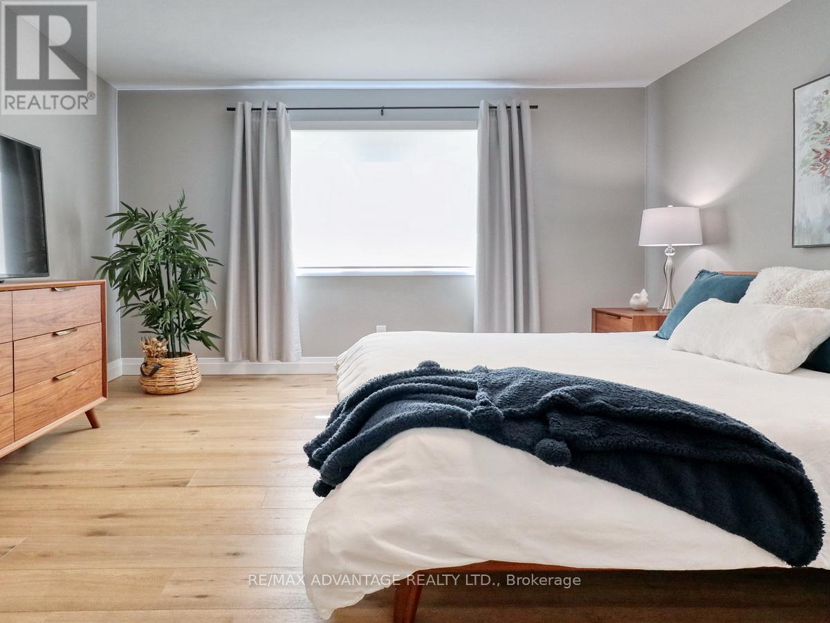 73 Crestview Drive, Middlesex Centre, Ontario  N0L 1P0 - Photo 23 - X12878214