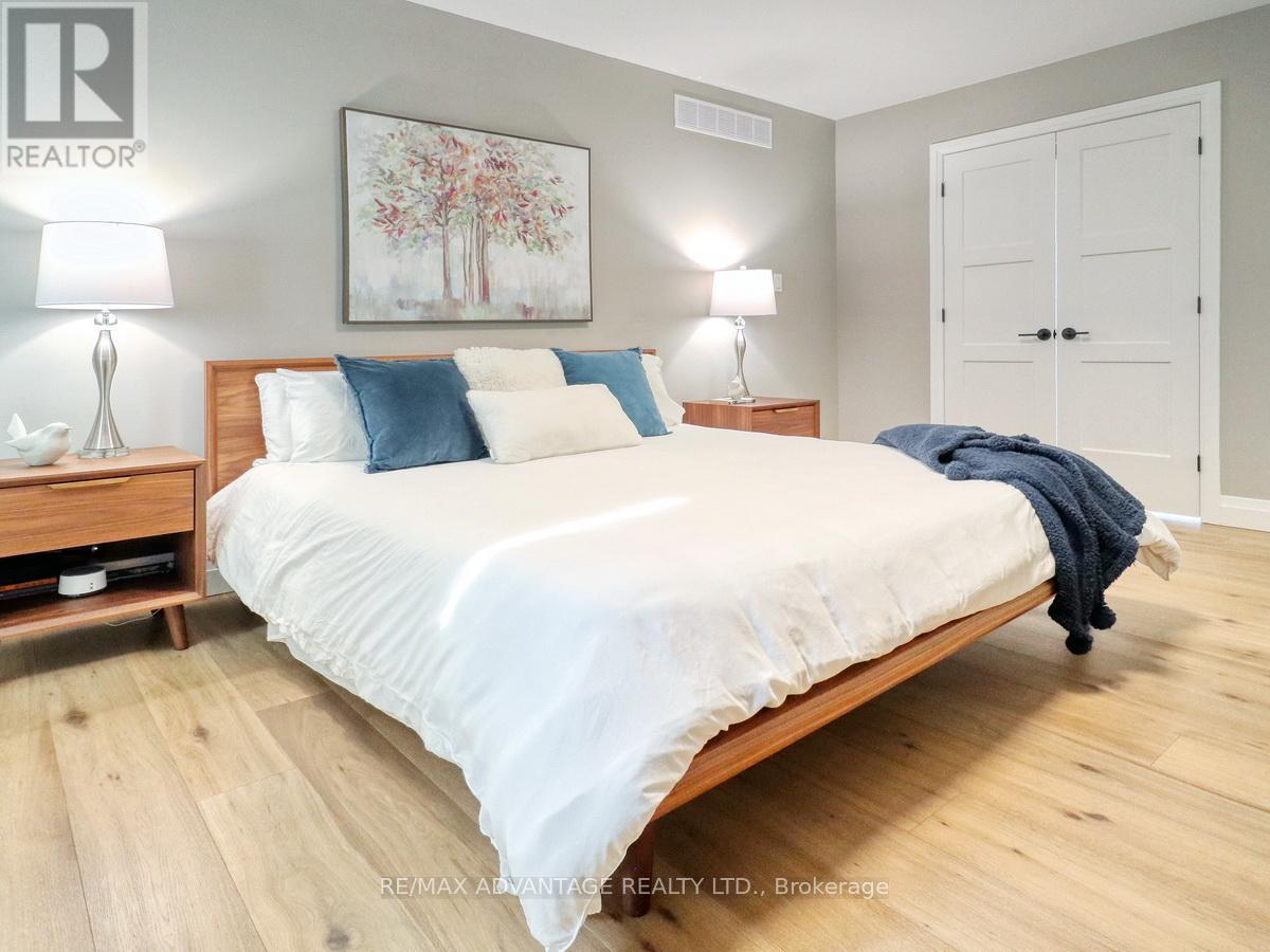 73 Crestview Drive, Middlesex Centre, Ontario  N0L 1P0 - Photo 24 - X12878214