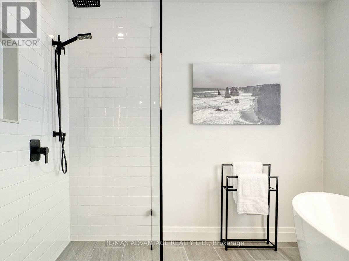 73 Crestview Drive, Middlesex Centre, Ontario  N0L 1P0 - Photo 28 - X12878214