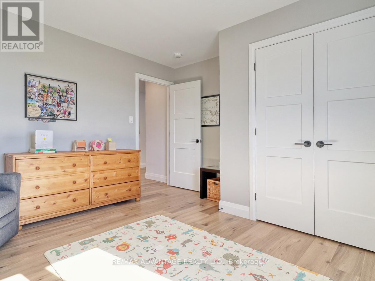 73 Crestview Drive, Middlesex Centre, Ontario  N0L 1P0 - Photo 31 - X12878214