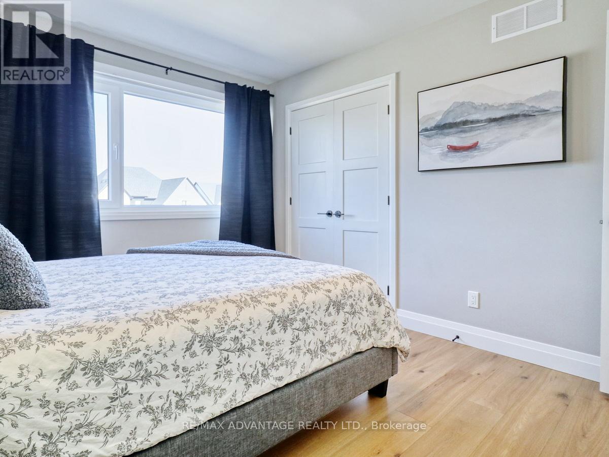 73 Crestview Drive, Middlesex Centre, Ontario  N0L 1P0 - Photo 36 - X12878214