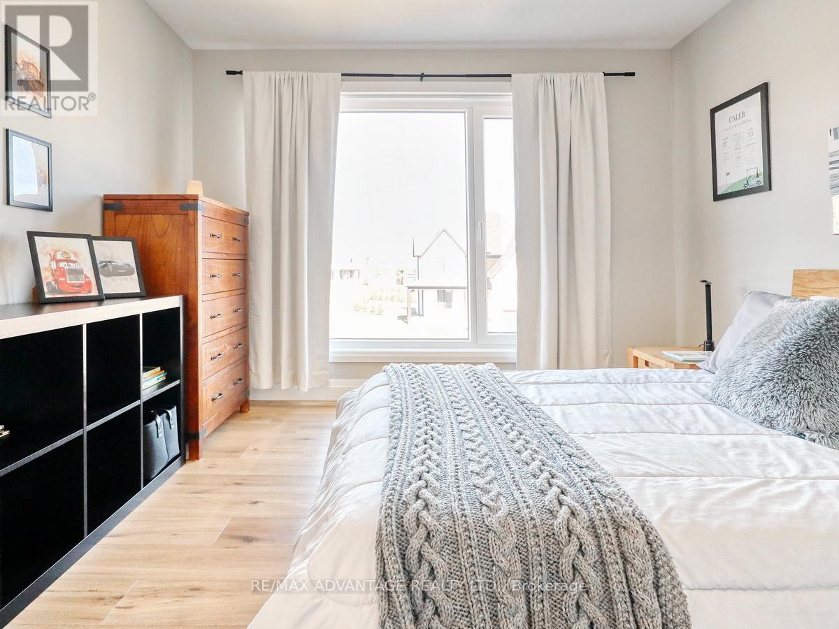 73 Crestview Drive, Middlesex Centre, Ontario  N0L 1P0 - Photo 39 - X12878214