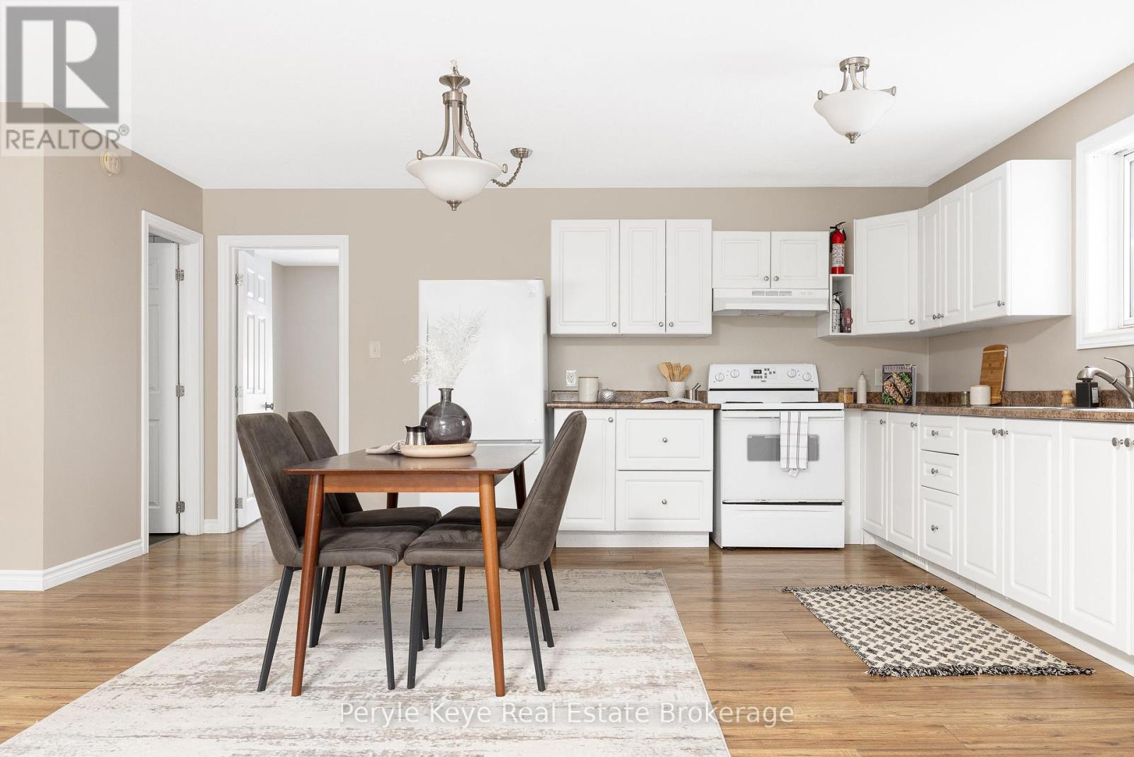 820 Manitoba Street, Bracebridge, Ontario  P1L 1W9 - Photo 38 - X12874296