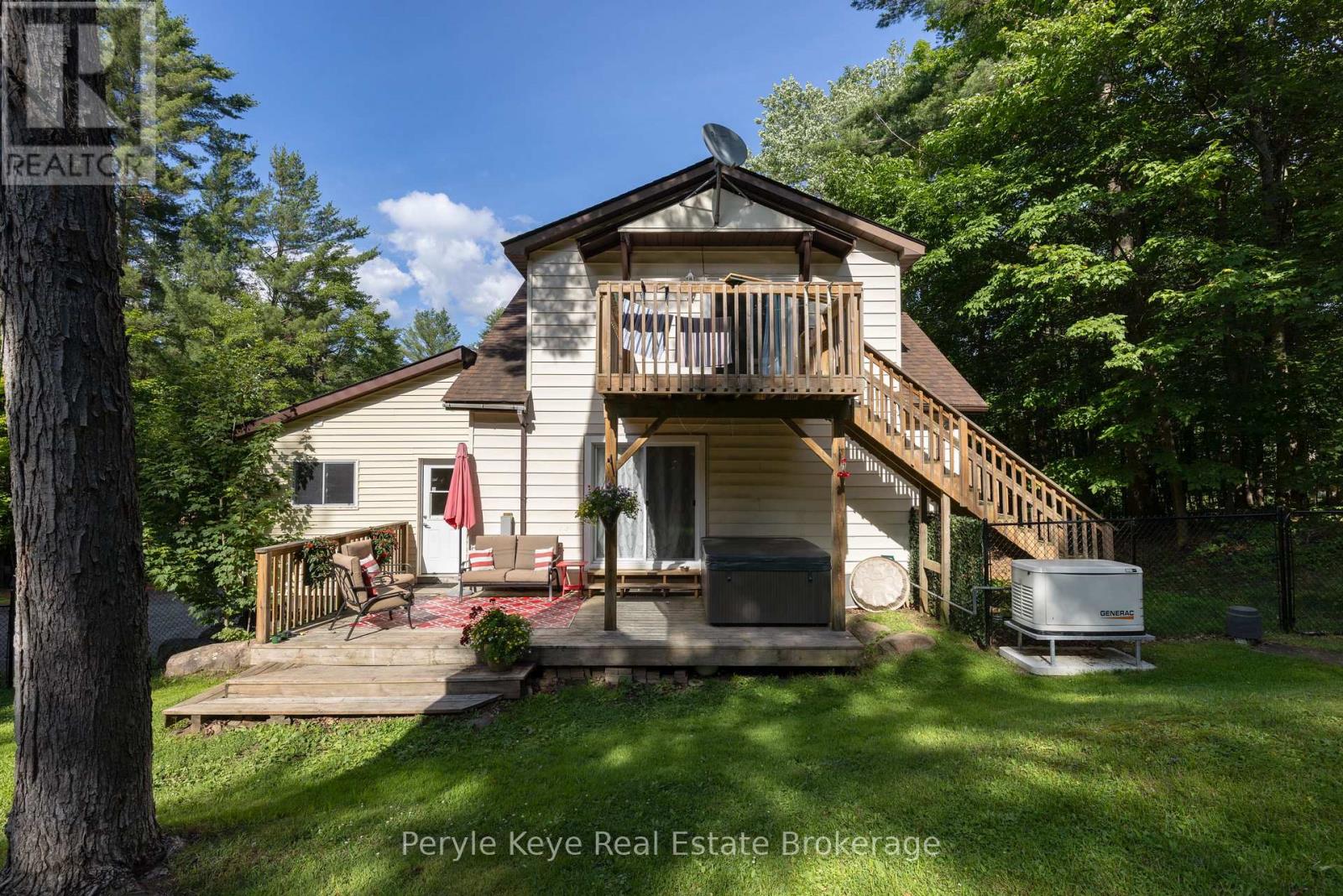 820 Manitoba Street, Bracebridge, Ontario  P1L 1W9 - Photo 9 - X12874296