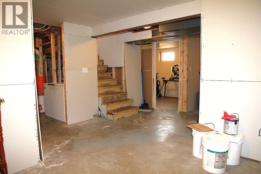 13 Railway Avenue, Marsden, Saskatchewan  S0M 1P0 - Photo 18 - A2291403