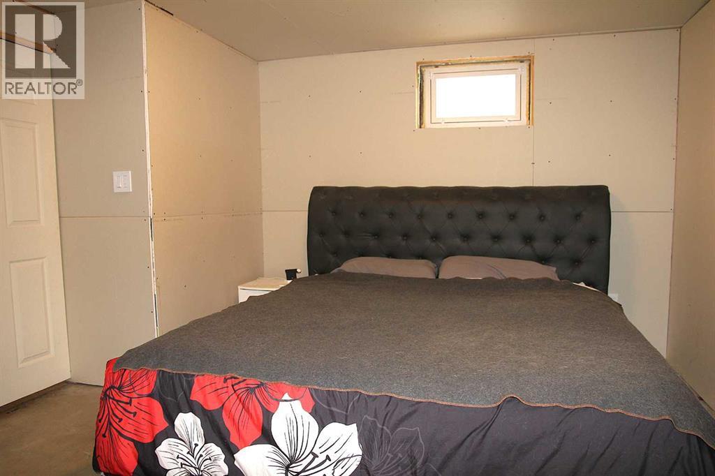 13 Railway Avenue, Marsden, Saskatchewan  S0M 1P0 - Photo 21 - A2291403