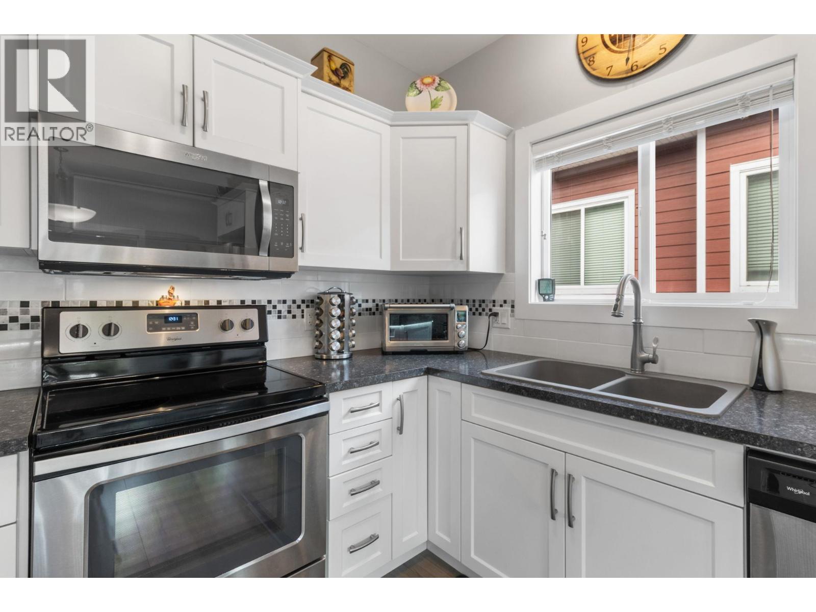 3377 Kingfisher Road, Westbank, British Columbia  V4T 3A5 - Photo 6 - 10377980