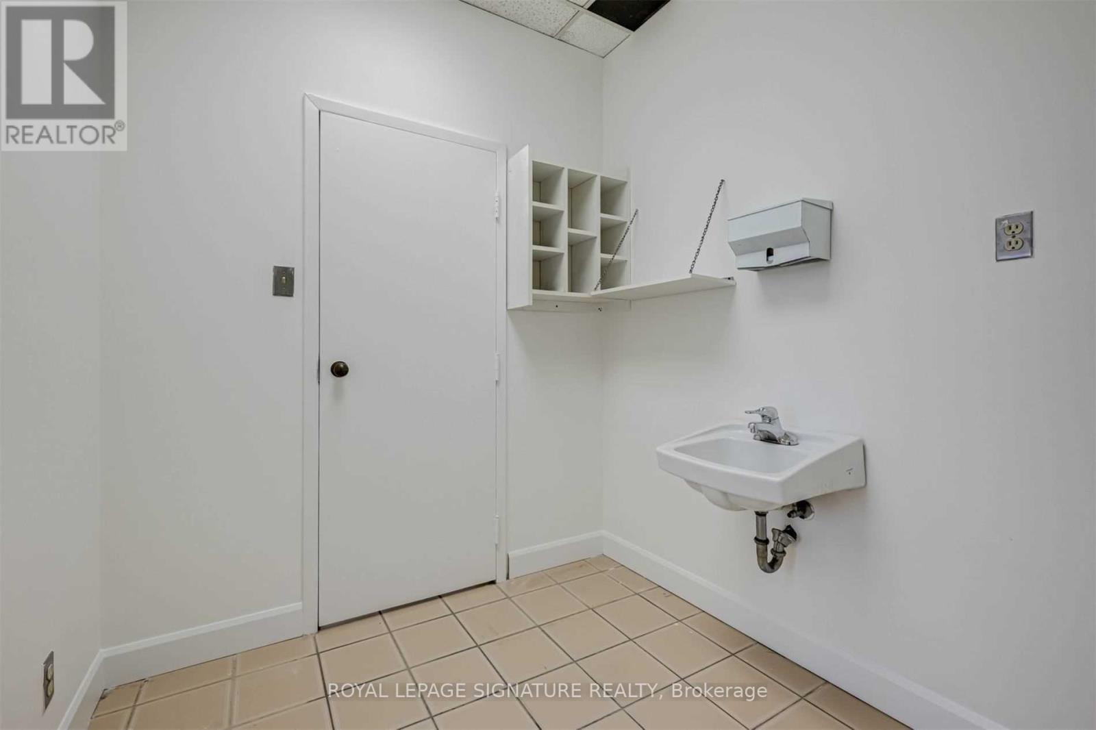 206 - 800 Bathurst Street, Toronto, Ontario  M5R 3M8 - Photo 7 - C12878186