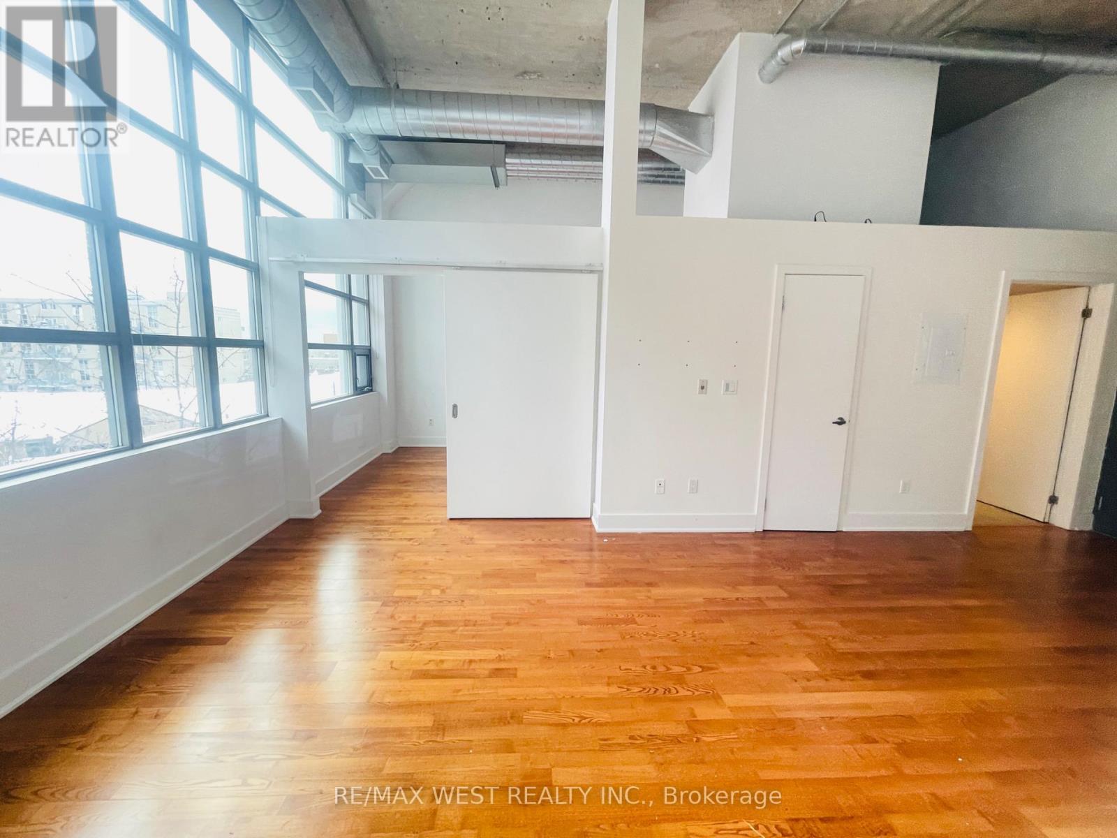 424 - 637 Lake Shore Boulevard W, Toronto (Niagara), Ontario  M5V 3J6 - Photo 4 - C12878234