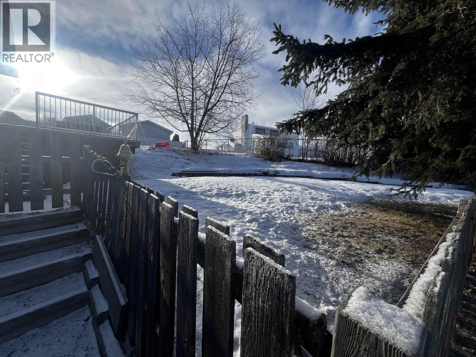 440 Simon Fraser Avenue, Fraser Lake, British Columbia  V0J 1S0 - Photo 28 - R3099343