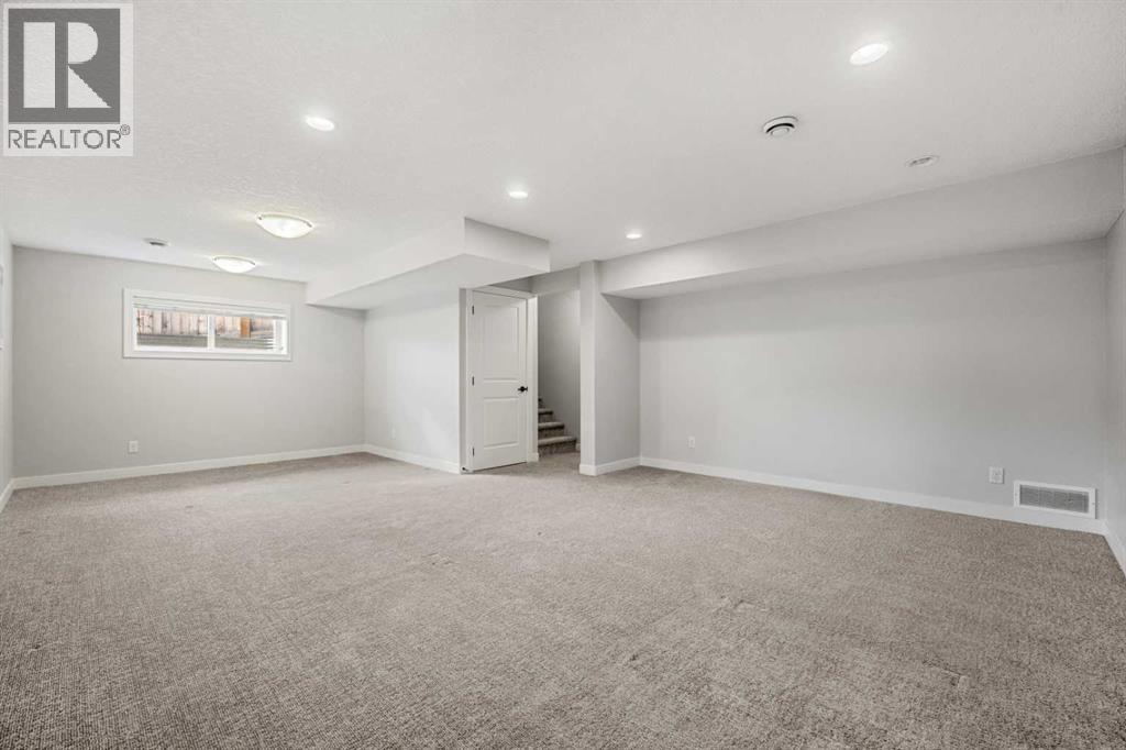 175 Kincora Crescent Nw, Calgary, Alberta  T3R 0N4 - Photo 31 - A2292829