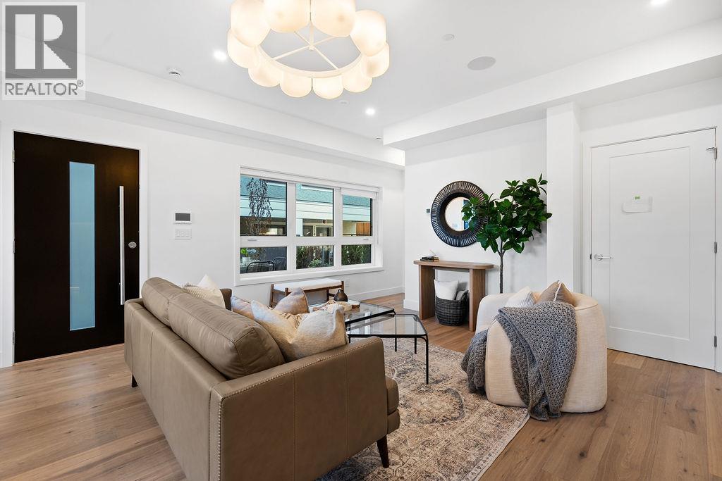 1135 W 33rd Avenue, Vancouver, British Columbia  V6M 1A3 - Photo 11 - R3099333