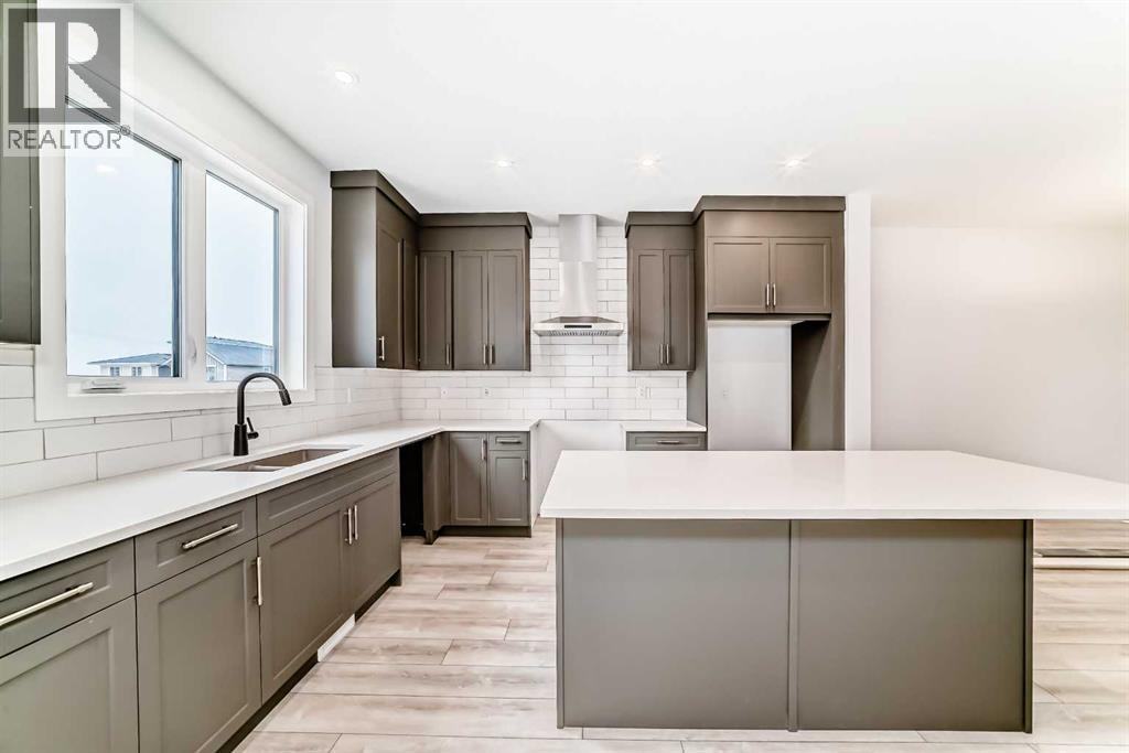 48 Monarch Bend, Rural Rocky View County, Alberta  T3Z 0K3 - Photo 8 - A2292429