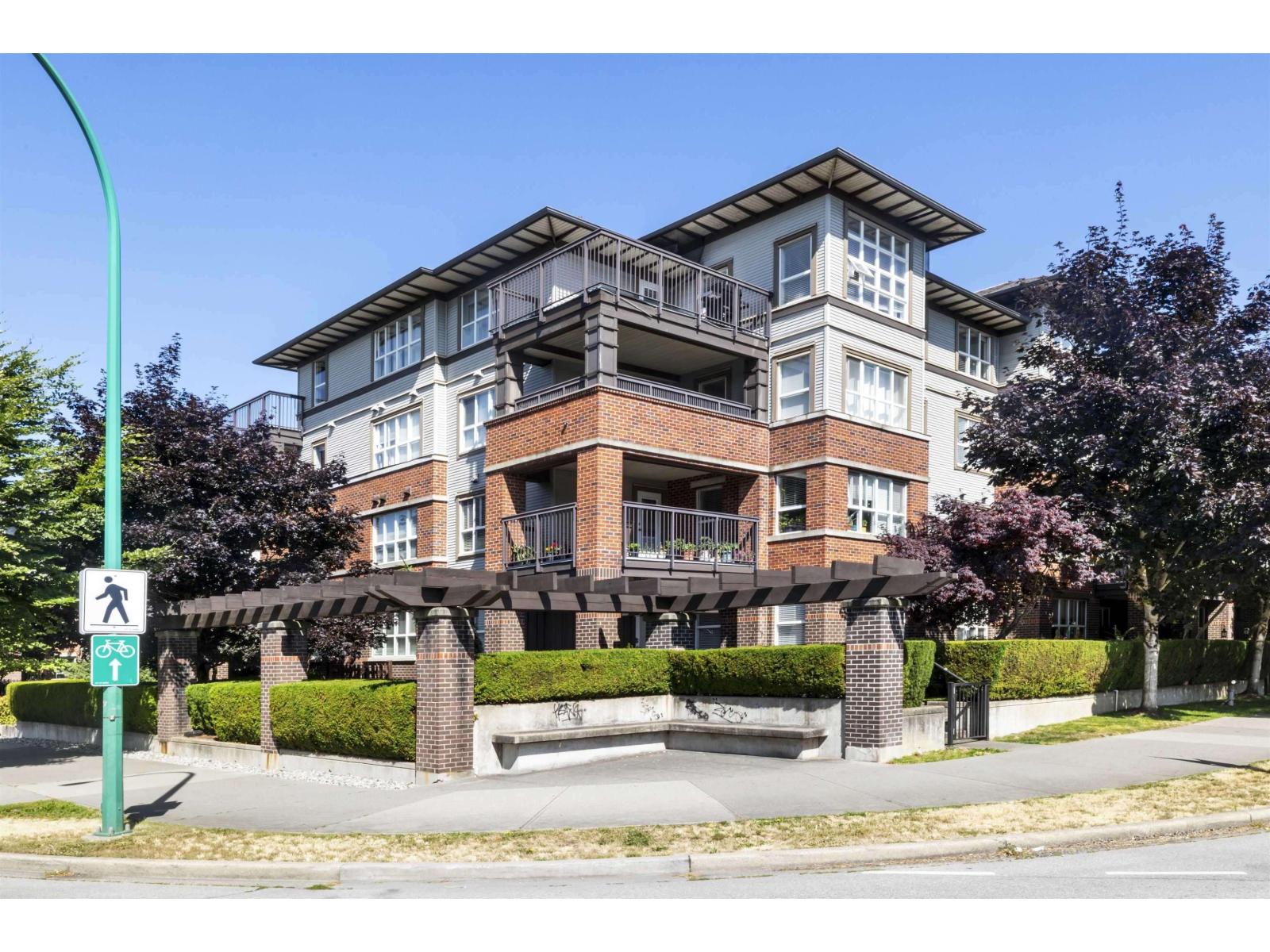 309 6815 188 STREET, surrey, British Columbia