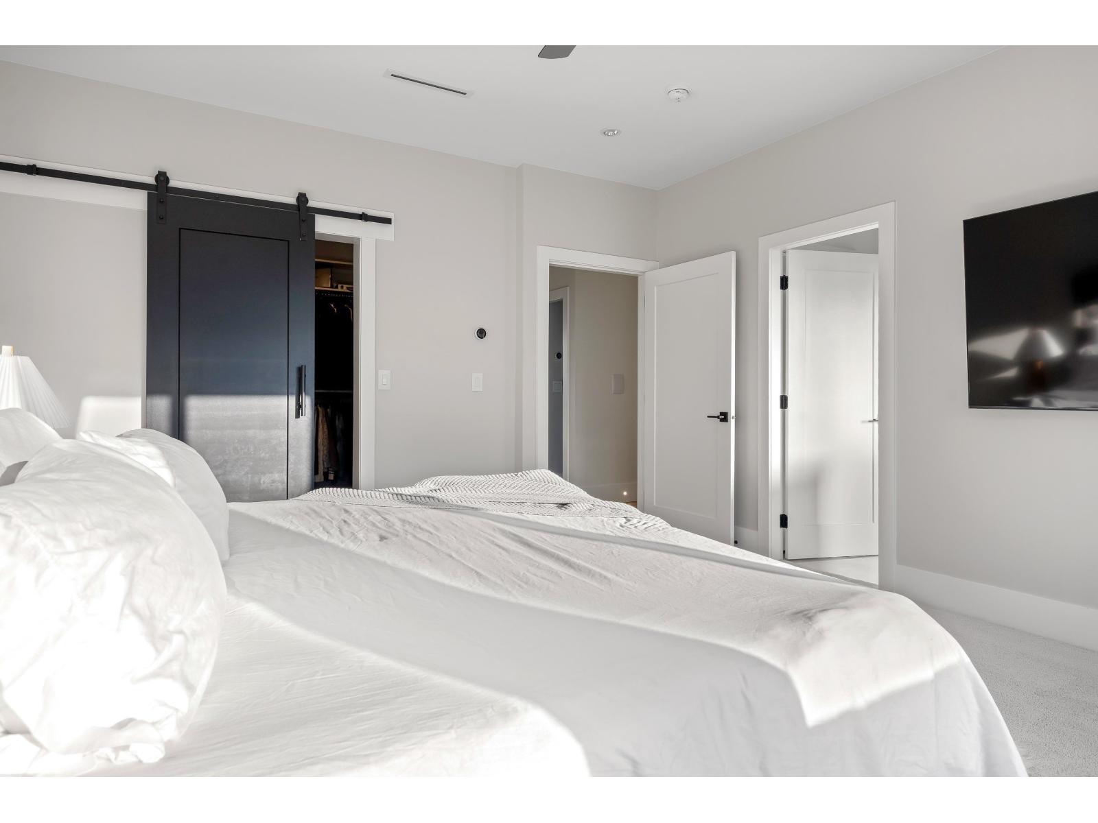 1267 160a Street, Surrey, British Columbia  V4A 7T7 - Photo 23 - R3099369