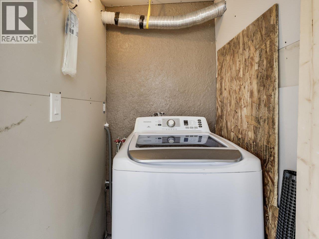 2241 E 43rd Avenue, Vancouver, British Columbia  V5P 1M8 - Photo 22 - R3099353