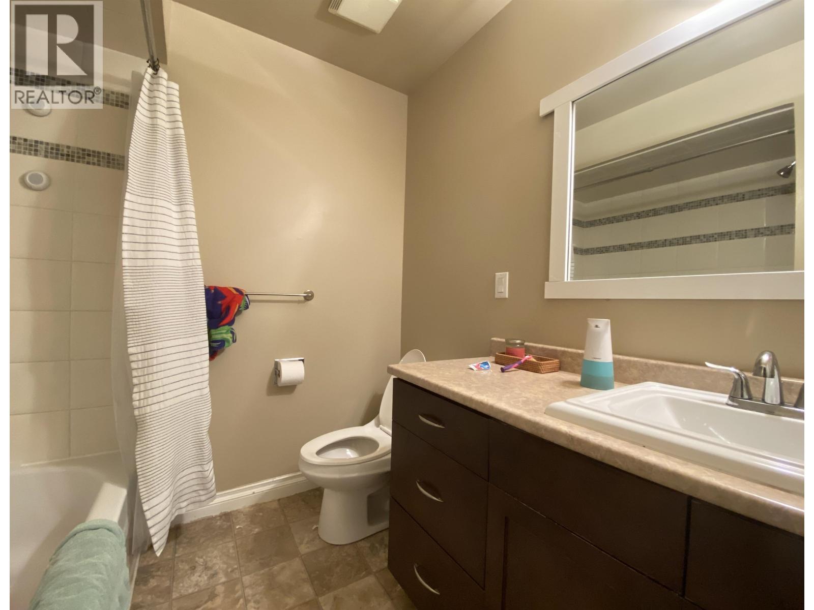 449 Mundy Street, Coquitlam, British Columbia  V3K 5N2 - Photo 16 - R3099336